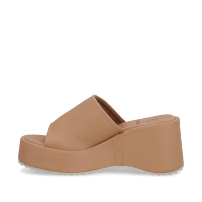 Sandalia Plataforma Camel Mujer 35240