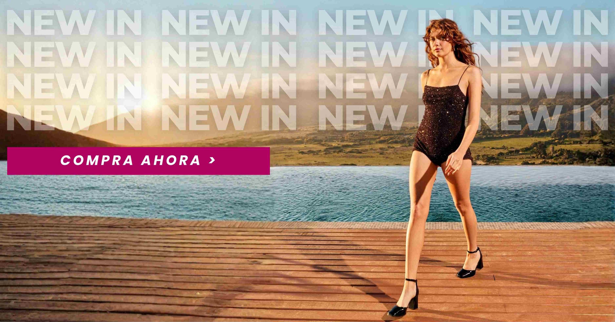 Modelo con vestido negro de lentejuelas de la nueva colección mujer México 2026 caminando frente a lago con texto New In y botón Compra Ahora.